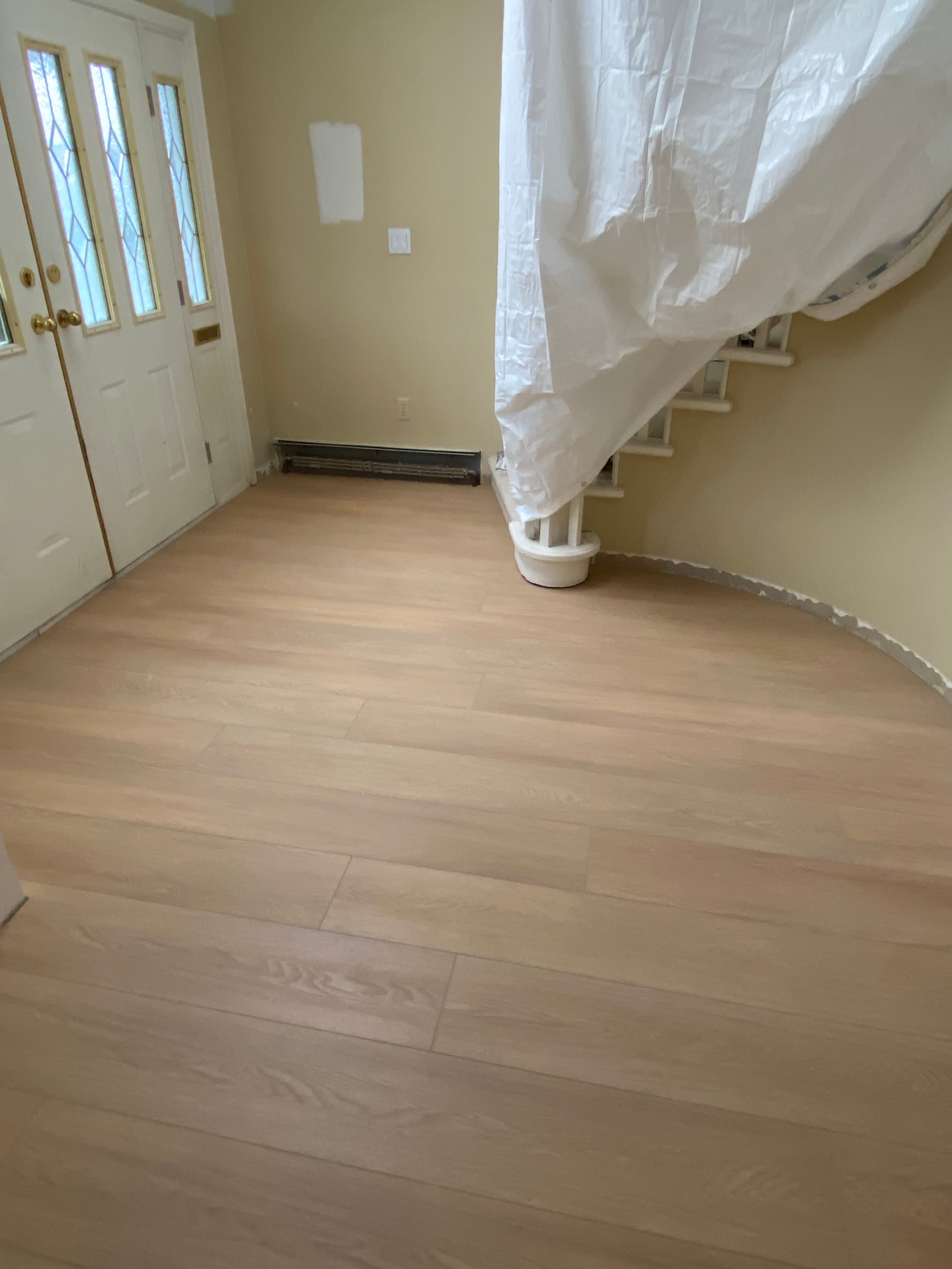 Click vinyl plank floor